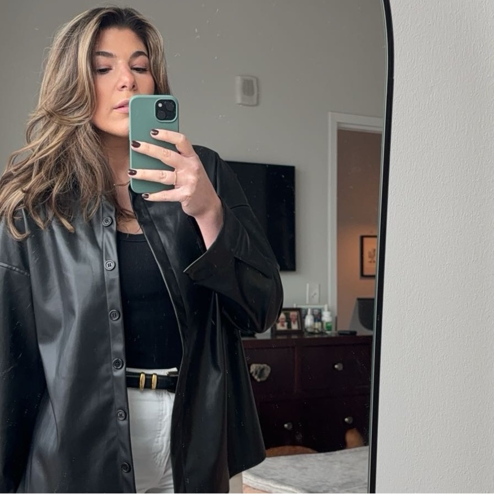 Meet your Posher, Meagan